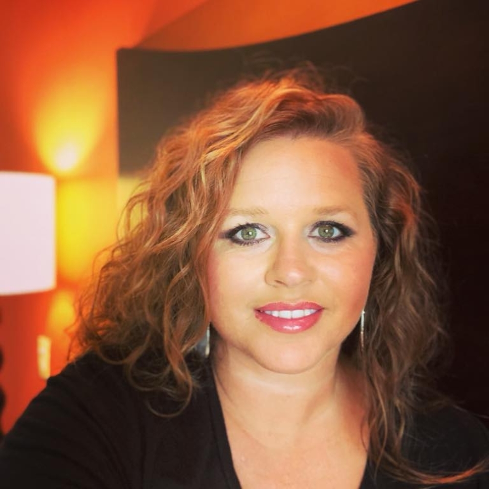 Meet your Posher, Davia rankin